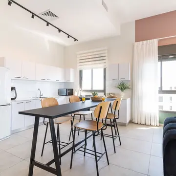 פנטהאוז צבעוני במיוחד 3