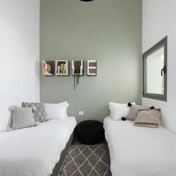 דירת גן שהפכה לדירת אירוח צבעונית 20